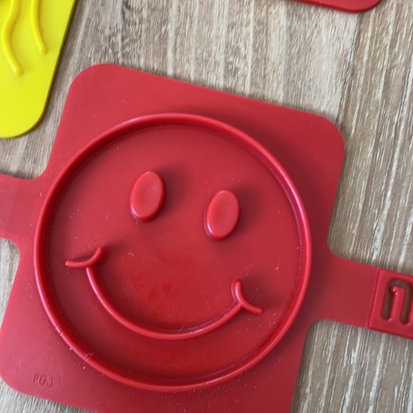 Brookstone Sand with 5 Beach Stamps - Picture 11 of 16